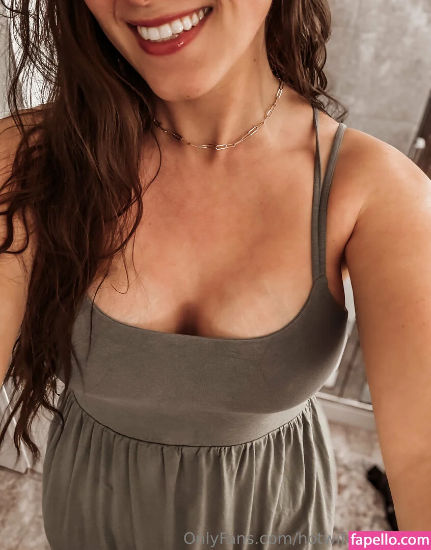 Hotwifehallie Unleashed OnlyFans leaked nude photo 14 - hotwifehallie naked pics free download