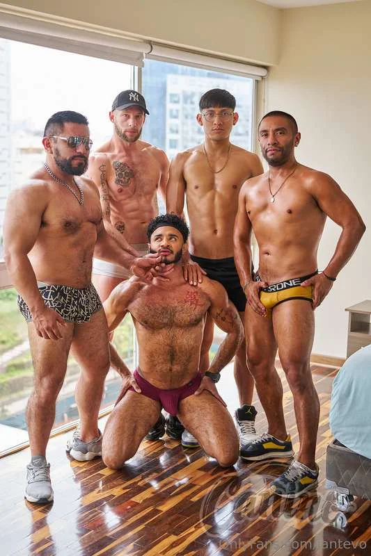 Ian Tevo OnlyFans leaked nude photo 5 - iantevo naked pics free download