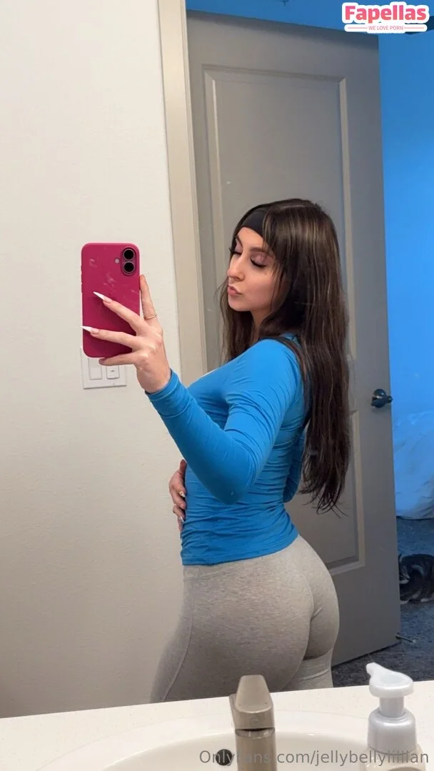 Lillian OnlyFans leaked nude photo 22 - jellybellylillian naked pics free download