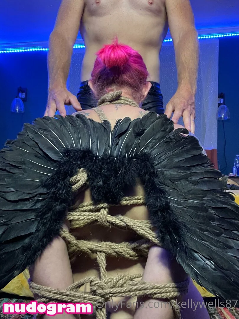Kelly 🍑 NO PPV OnlyFans leaked nude photo 23 - kellywells87 naked pics free download