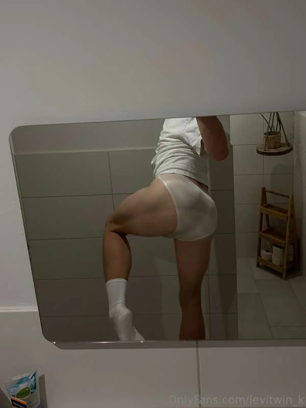 Levitwink OnlyFans leaked nude photo 4 - levitwin_k naked pics free download