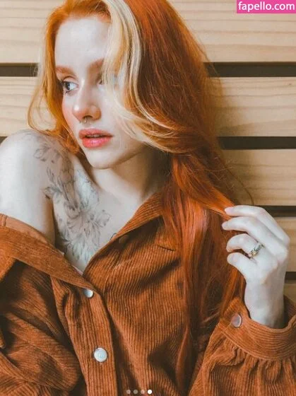 Live With Laurie OnlyFans leaked nude photo 4 - live_with_laurie naked pics free download