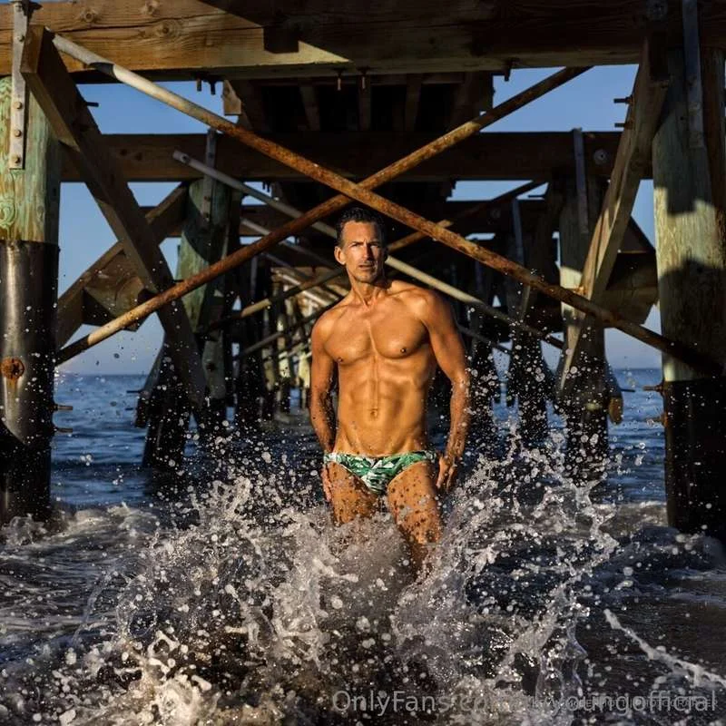 RyanYoung OnlyFans leaked nude photo 14 - ryyoungofficial naked pics free download