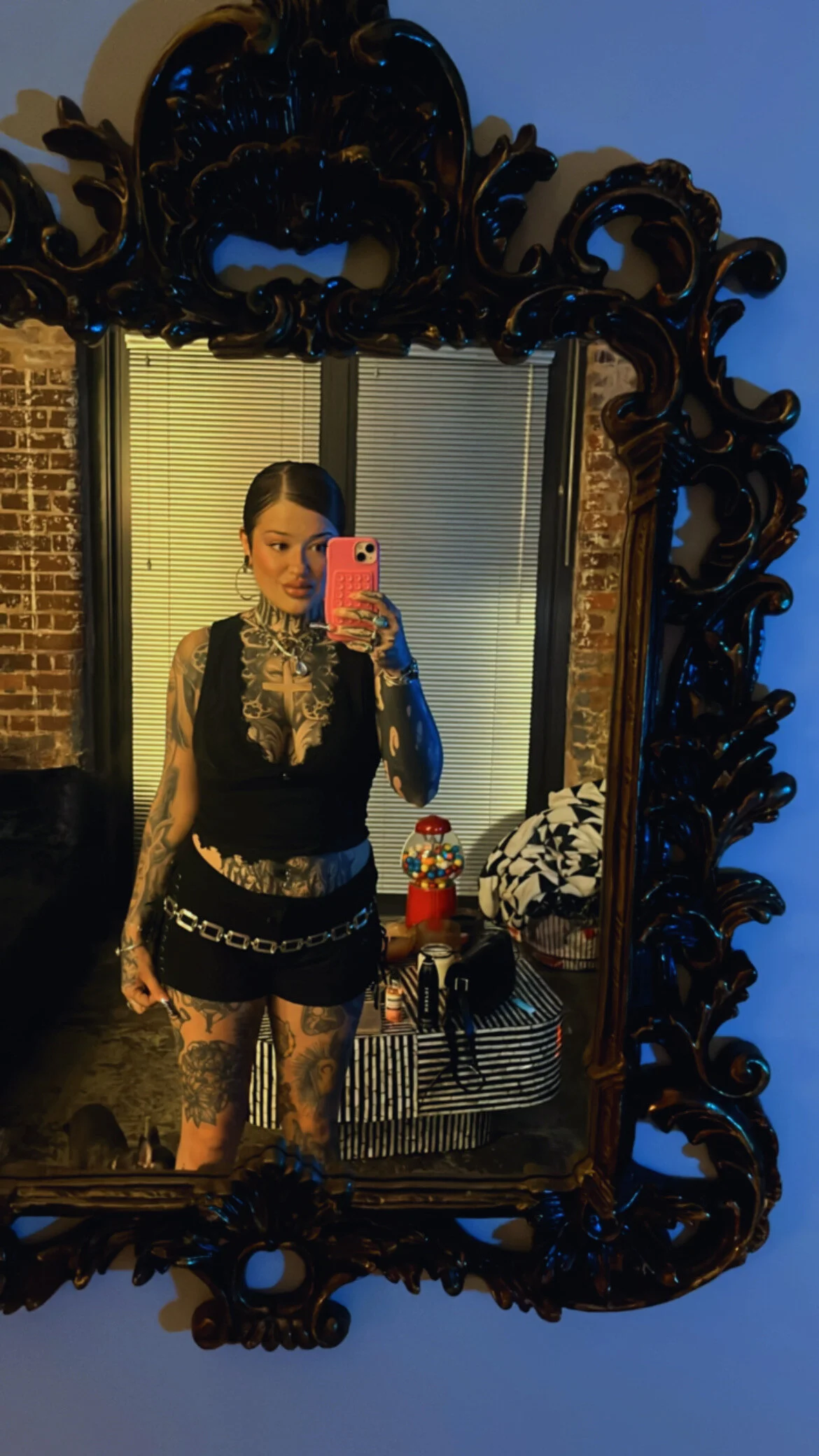 Laura Love🖤✨ OnlyFans leaked - lauraleelove11 nude pics and videos free