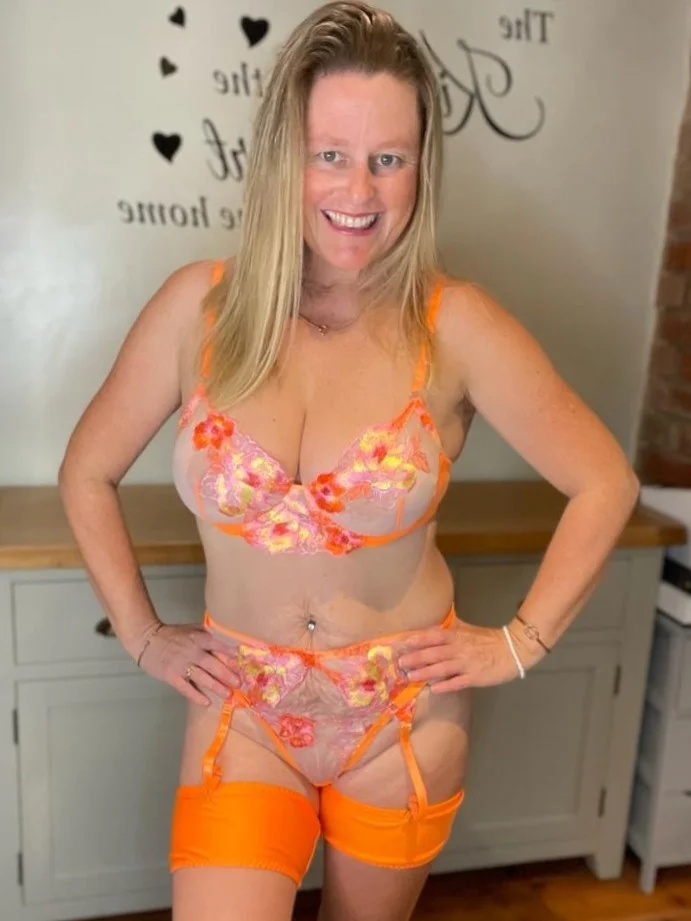 Mrs Marie x OnlyFans leaked - naughtymariex nude pics and videos free