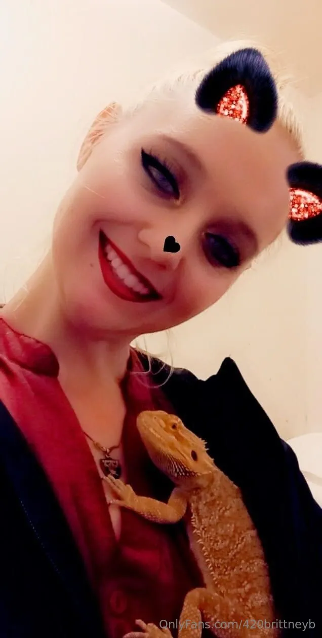 Brittney OnlyFans leaked nude photo 1 - 420brittneyb naked pics free download