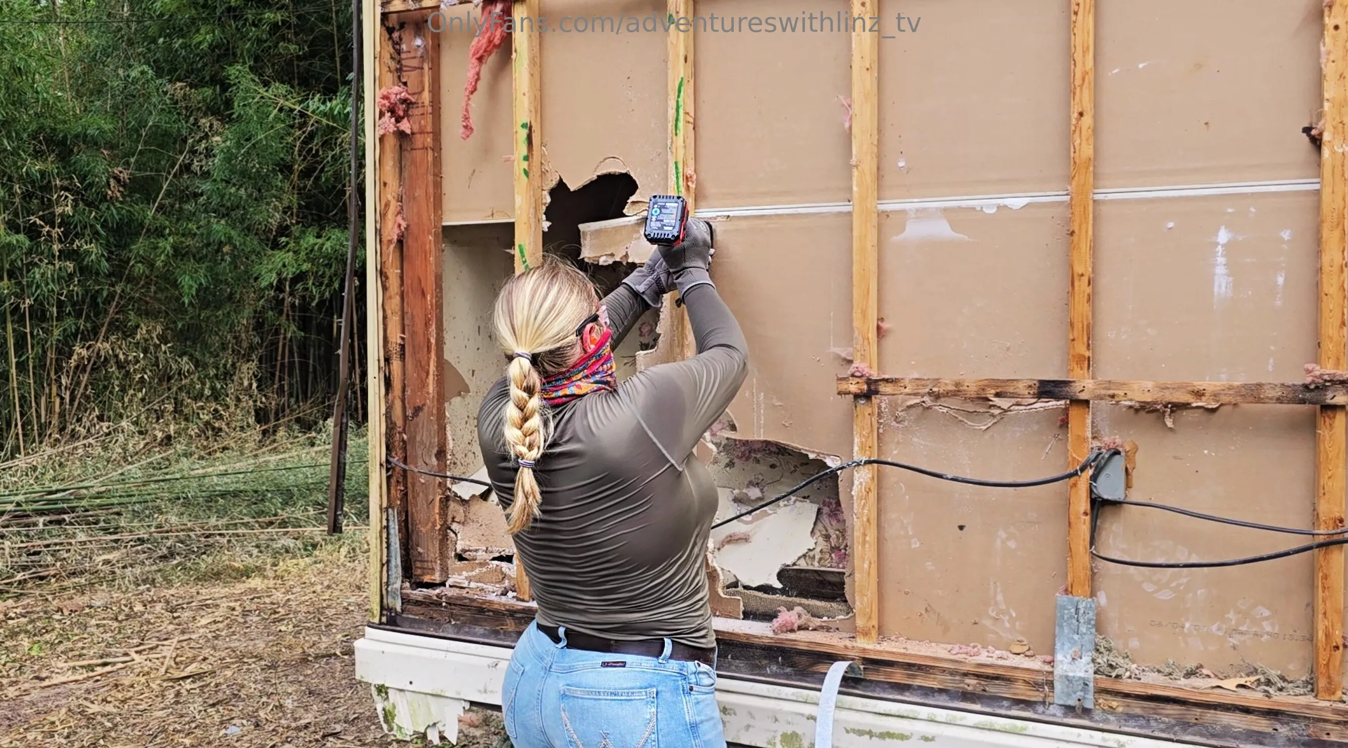 Lindsey OnlyFans leaked nude photo 11 - adventureswithlinz_tv naked pics free download