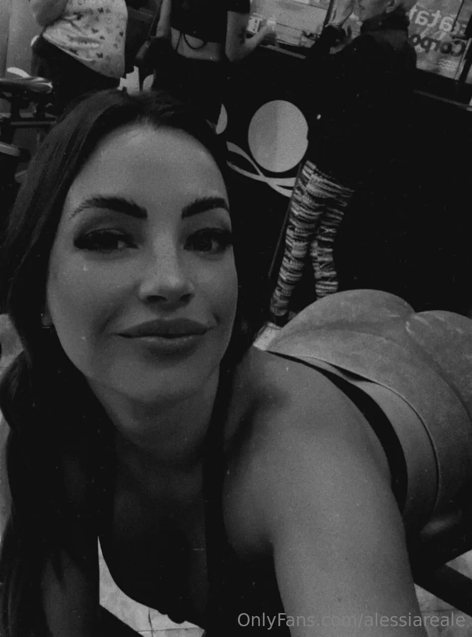 Alessia OnlyFans leaked nude photo 6 - alessiareale naked pics free download