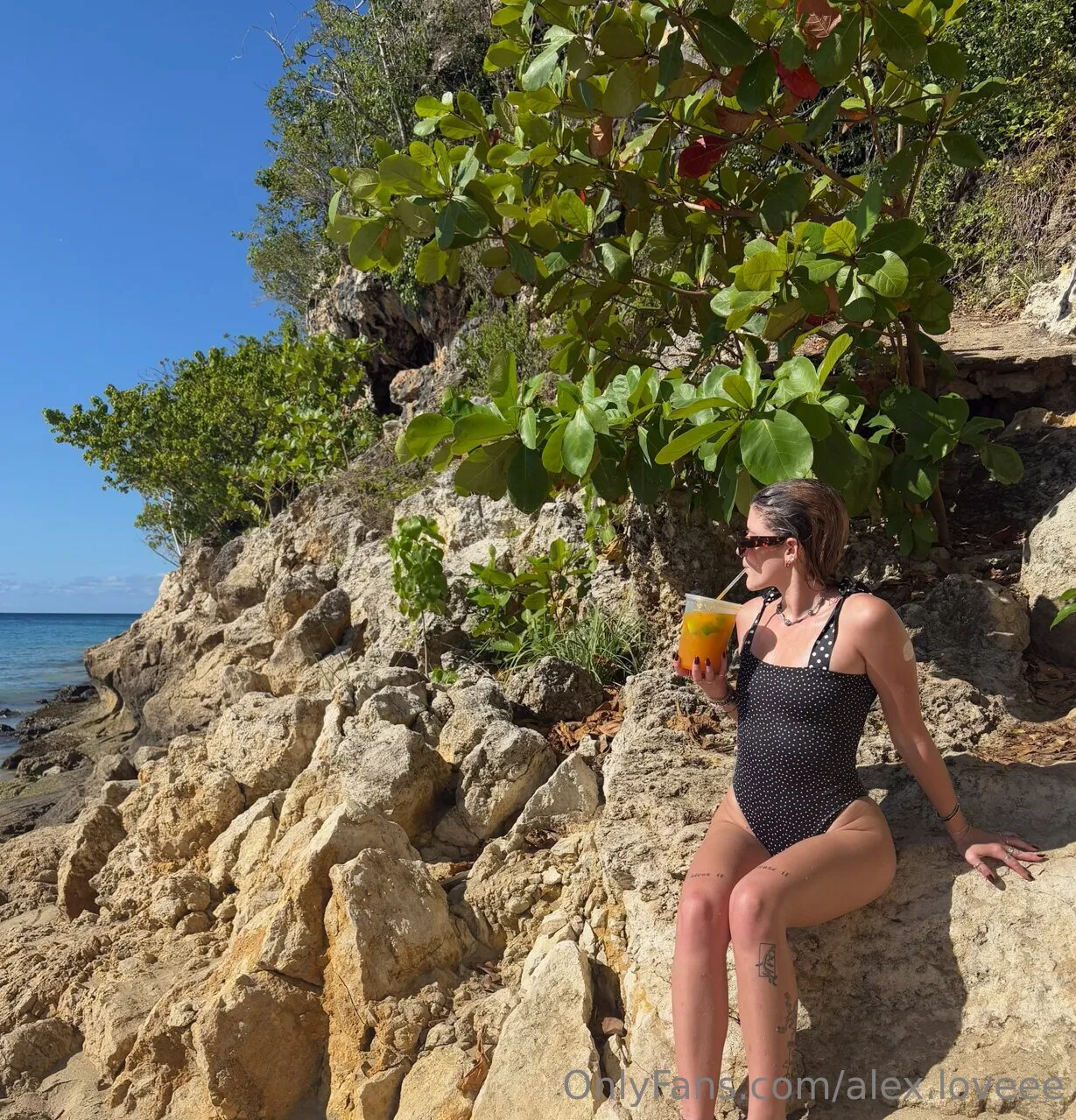 Alex.Love OnlyFans leaked nude photo 3 - alex.loveee naked pics free download