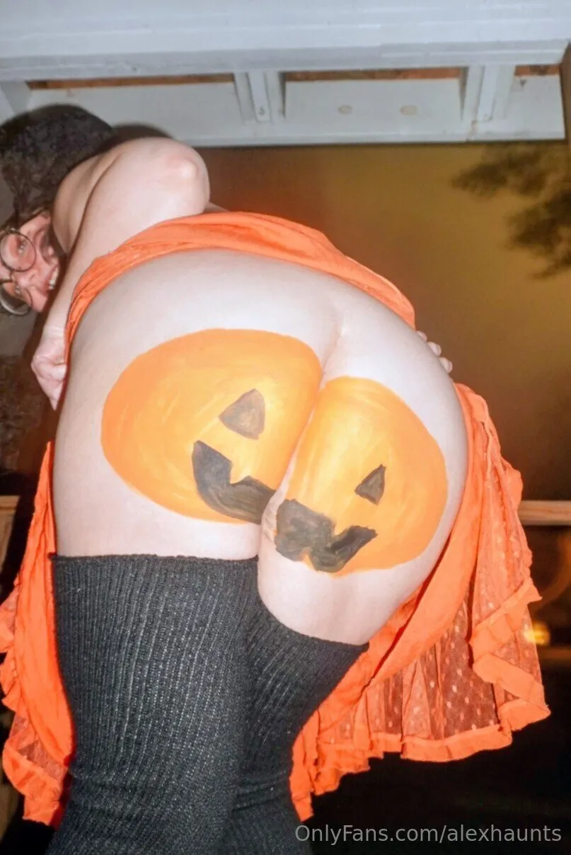 Alex OnlyFans leaked nude photo 16 - alexhaunts naked pics free download