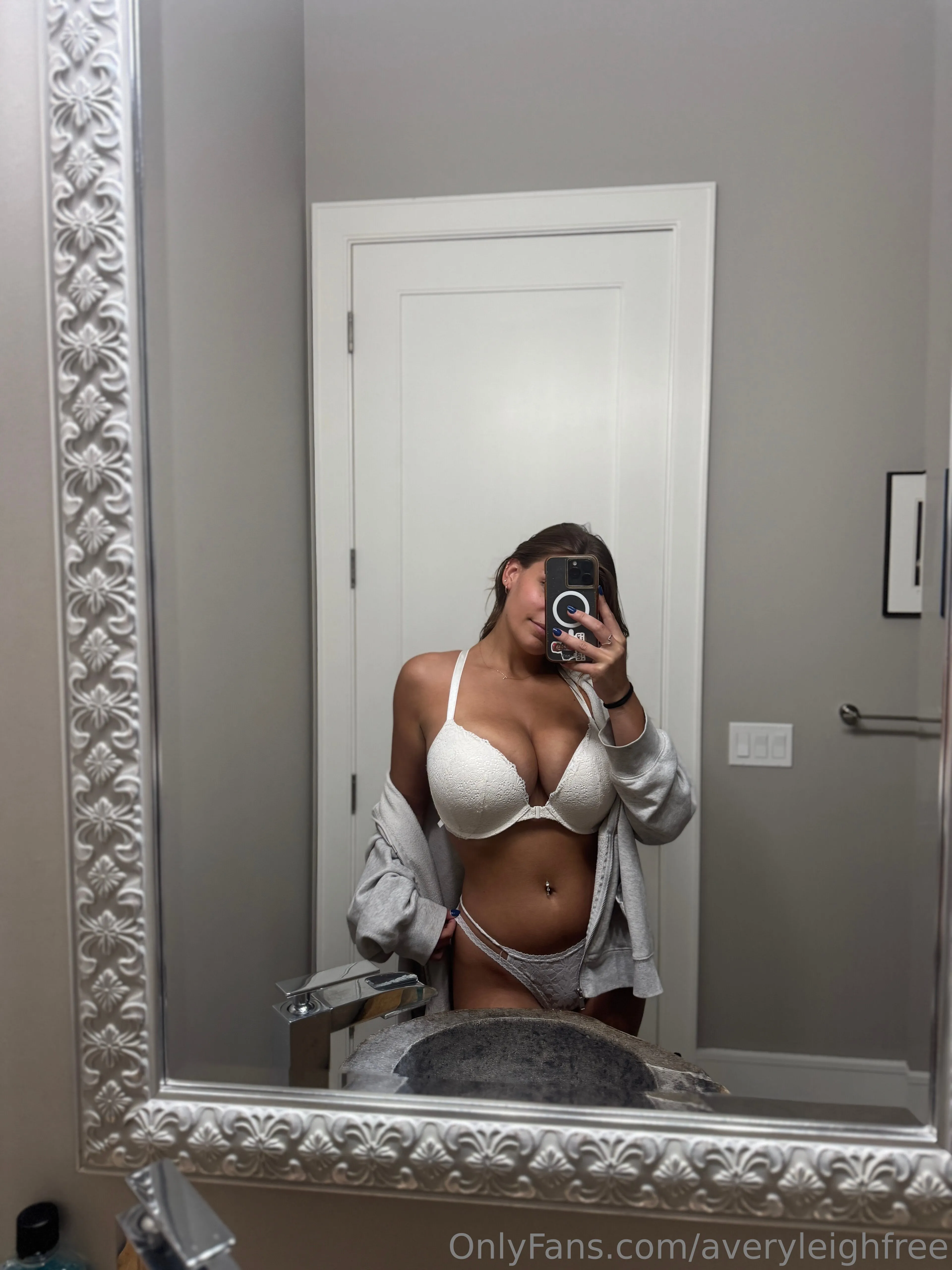 AveryFree OnlyFans leaked nude photo 5 - averyleighfree naked pics free download