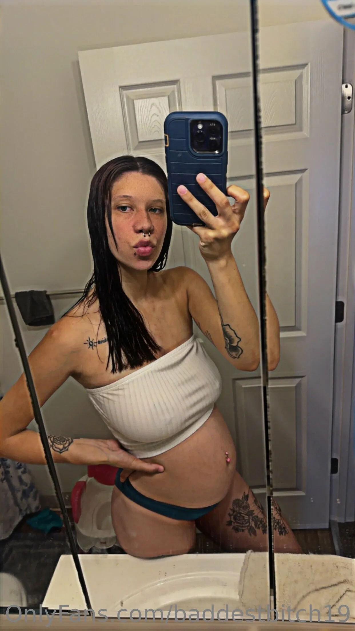 Shy baby 😍 OnlyFans leaked nude photo 7 - baddestbitch19 naked pics free download