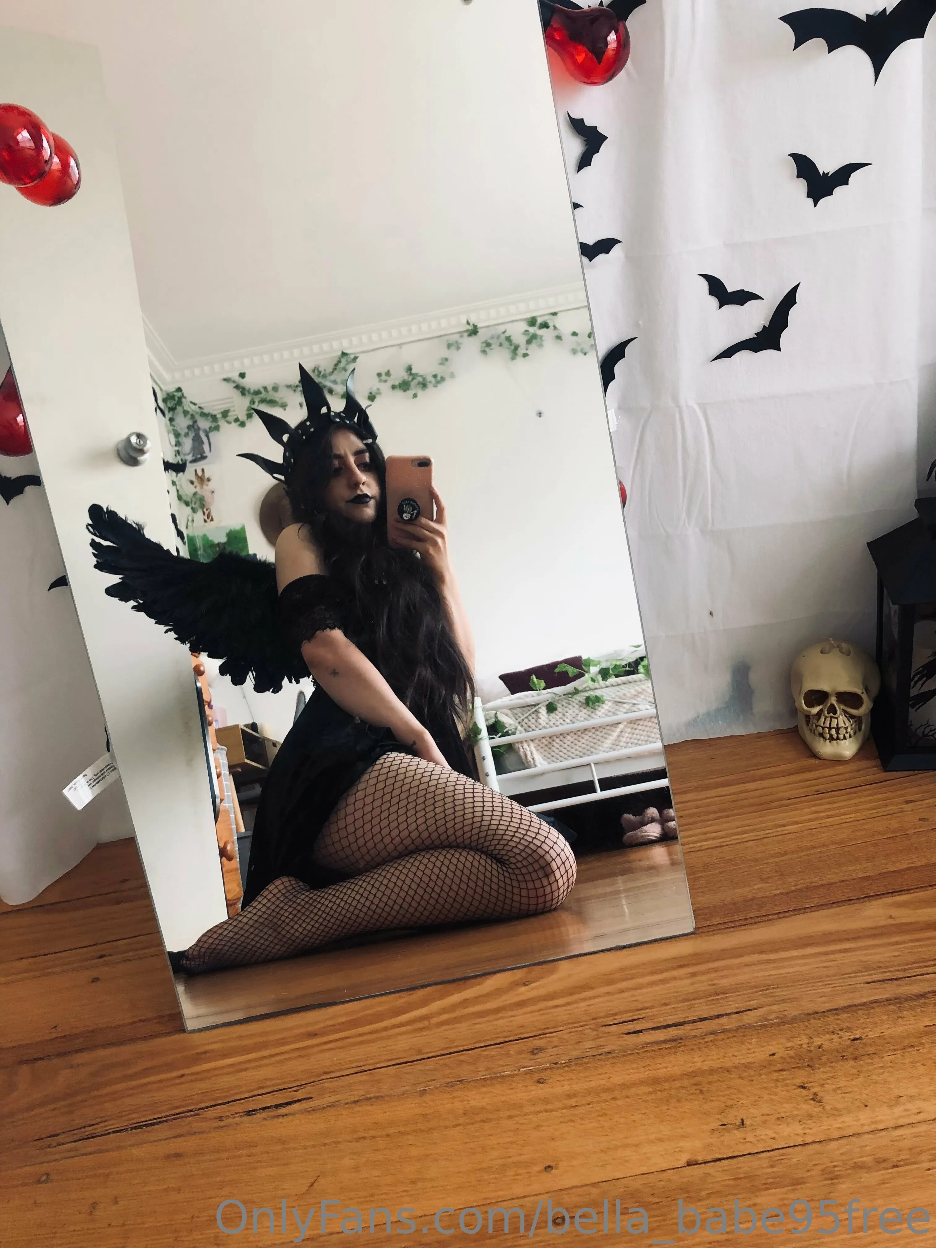 Bella Lugosi FREE OnlyFans leaked nude photo 16 - bella_babe95free naked pics free download