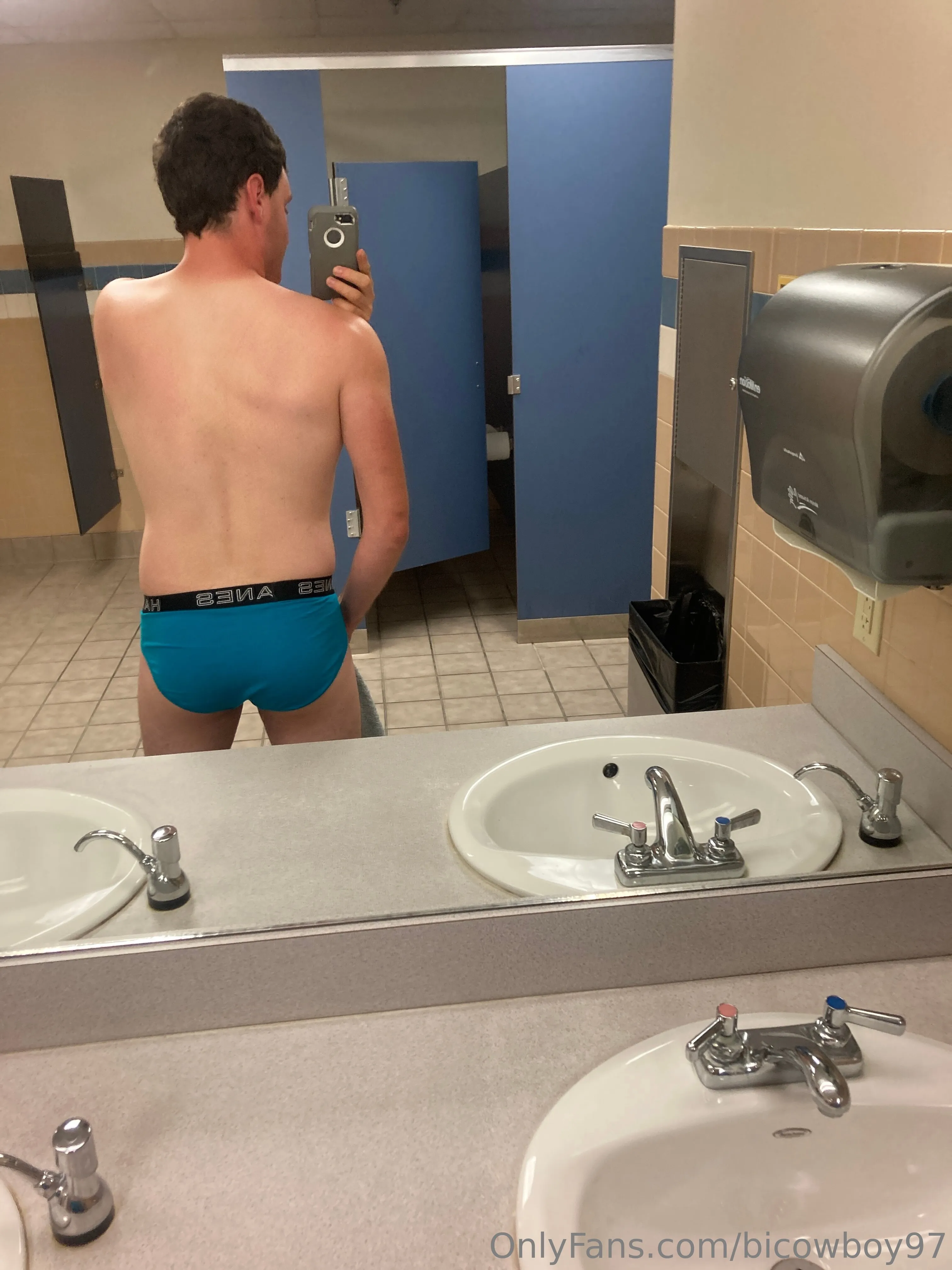 Evan OnlyFans leaked nude photo 1 - bicowboy97 naked pics free download