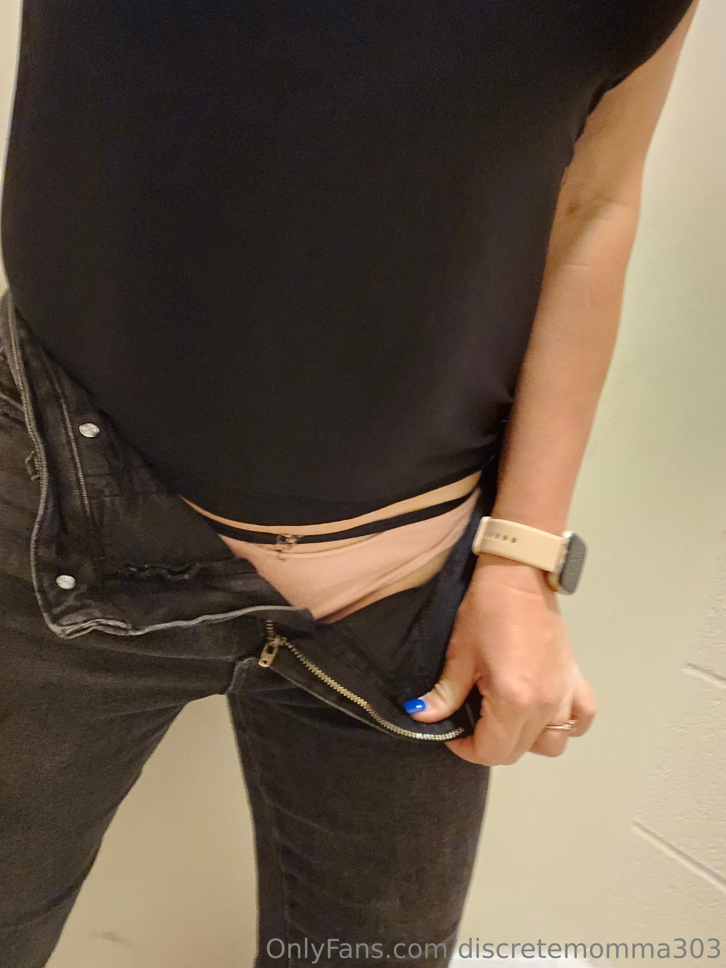 Roxy Momma 69 OnlyFans leaked nude photo 7 - discretemomma303 naked pics free download