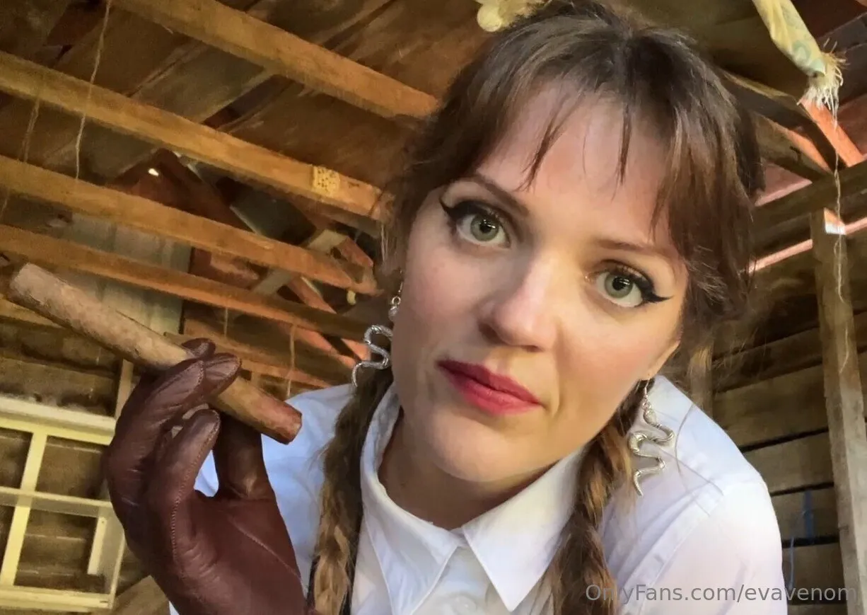 Eva Venom OnlyFans leaked nude photo 14 - evavenom naked pics free download