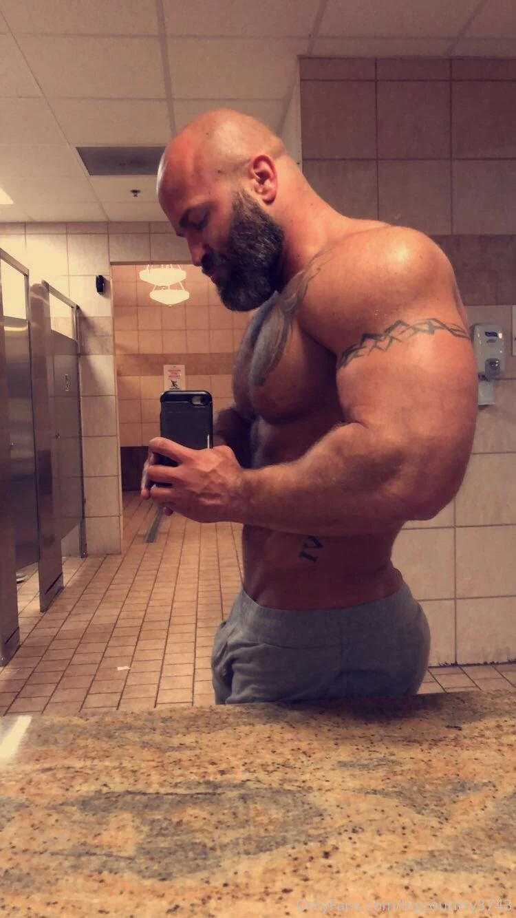 Mike OnlyFans leaked nude photo 3 - bigcountry3743 naked pics free download