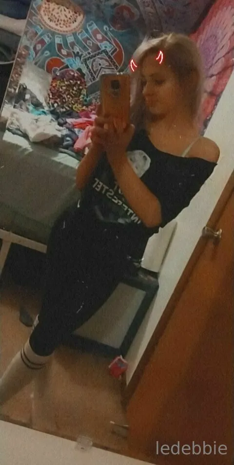 Little Debby OnlyFans leaked nude photo 13 - bonechina5150 naked pics free download