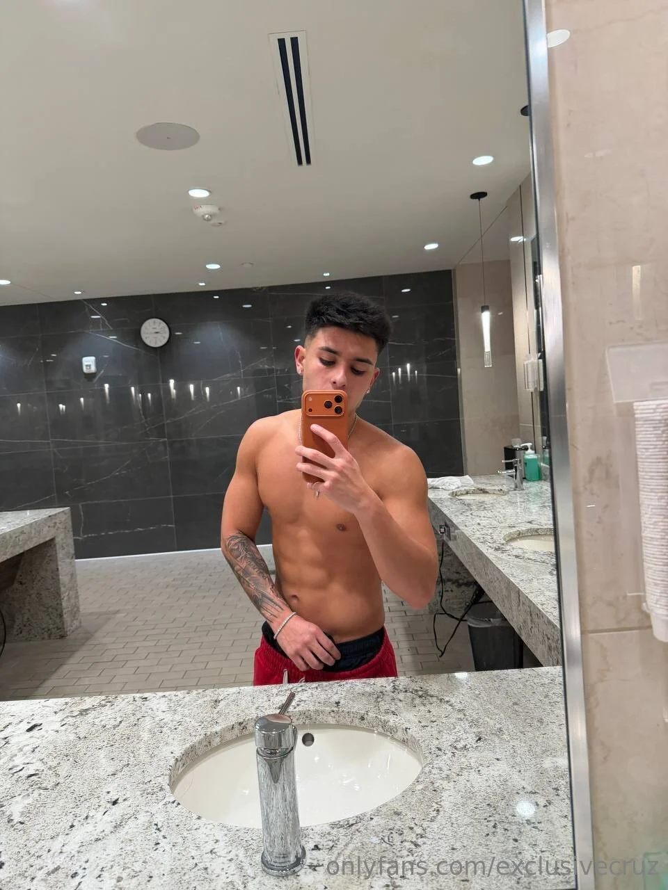 Alan Cruz OnlyFans leaked nude photo 1 - exclusivecruz naked pics free download