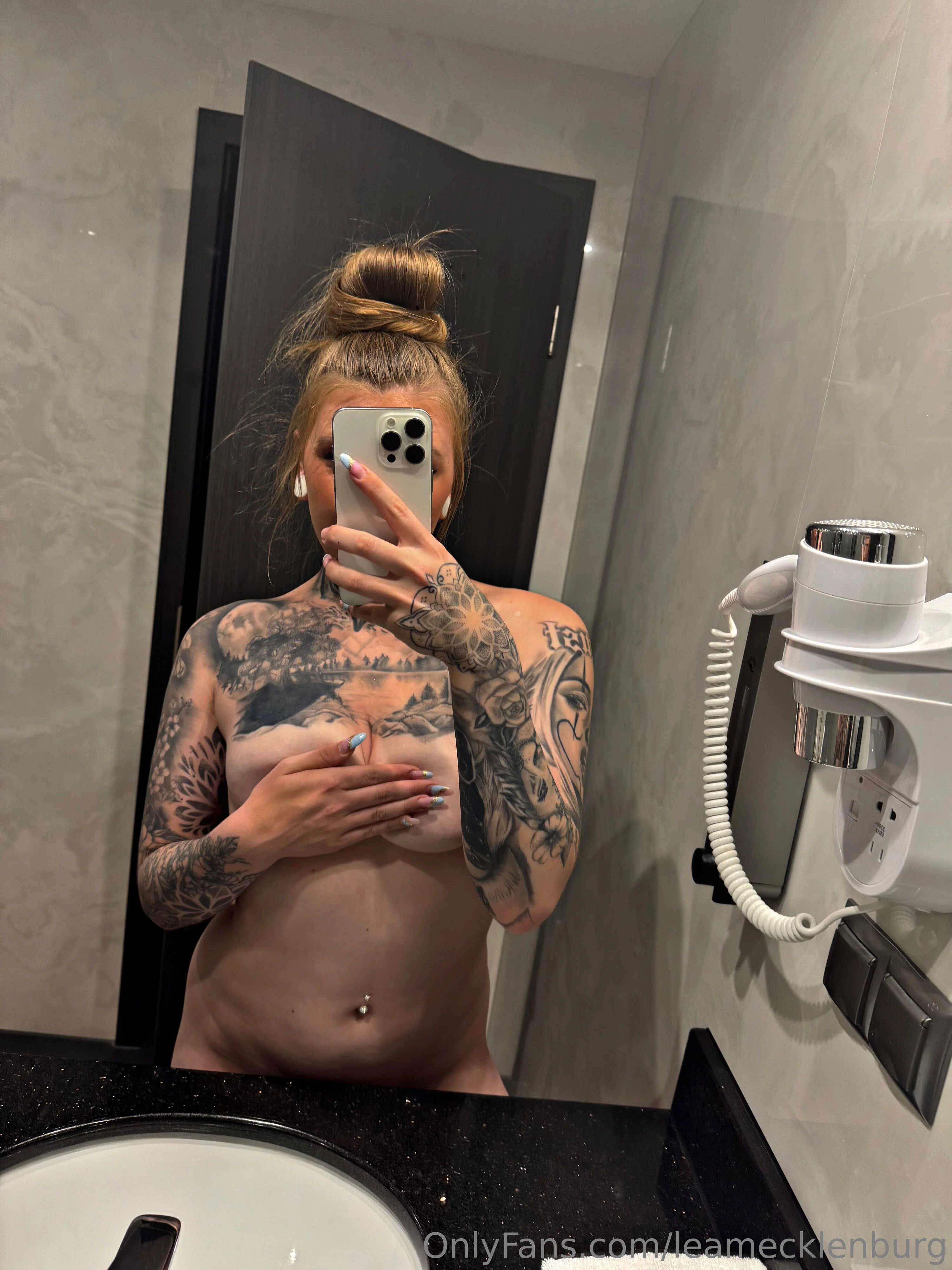 ℒ𝑒𝒶 OnlyFans leaked nude photo 10 - leamecklenburg naked pics free download