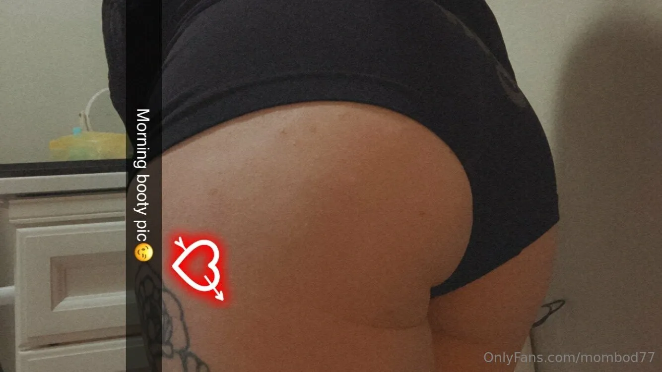 Lilmama77 OnlyFans leaked nude photo 2 - mombod77 naked pics free download