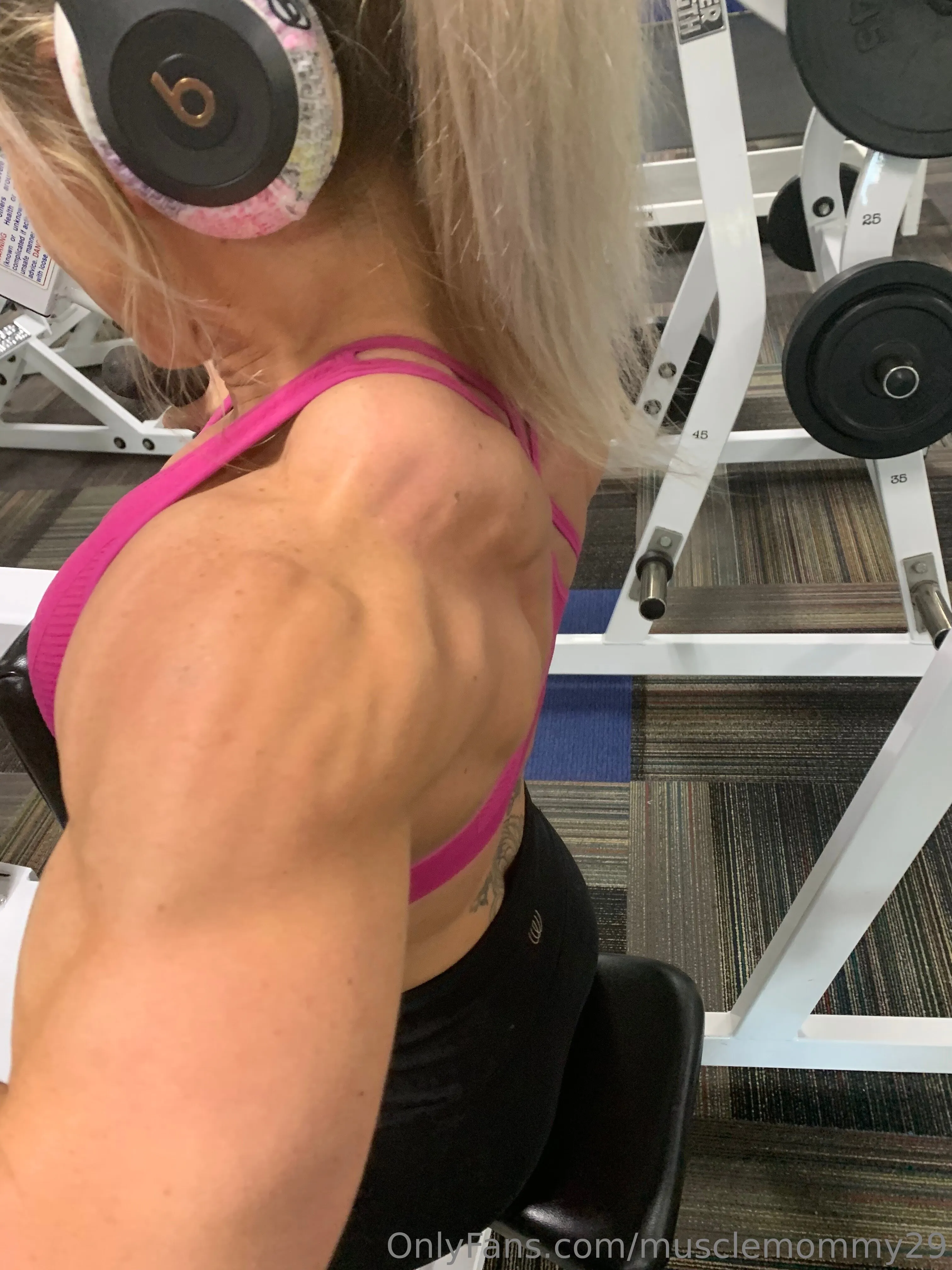 Meleah 🫦 OnlyFans leaked nude photo 5 - musclemommy29 naked pics free download