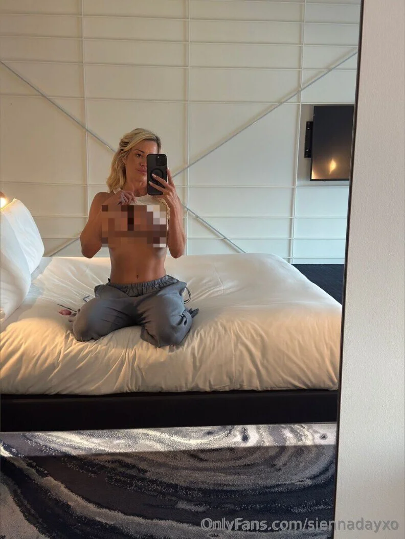 SIENNA COCK EATER FREE 😍 OnlyFans leaked nude photo 1 - siennadayxo naked pics free download