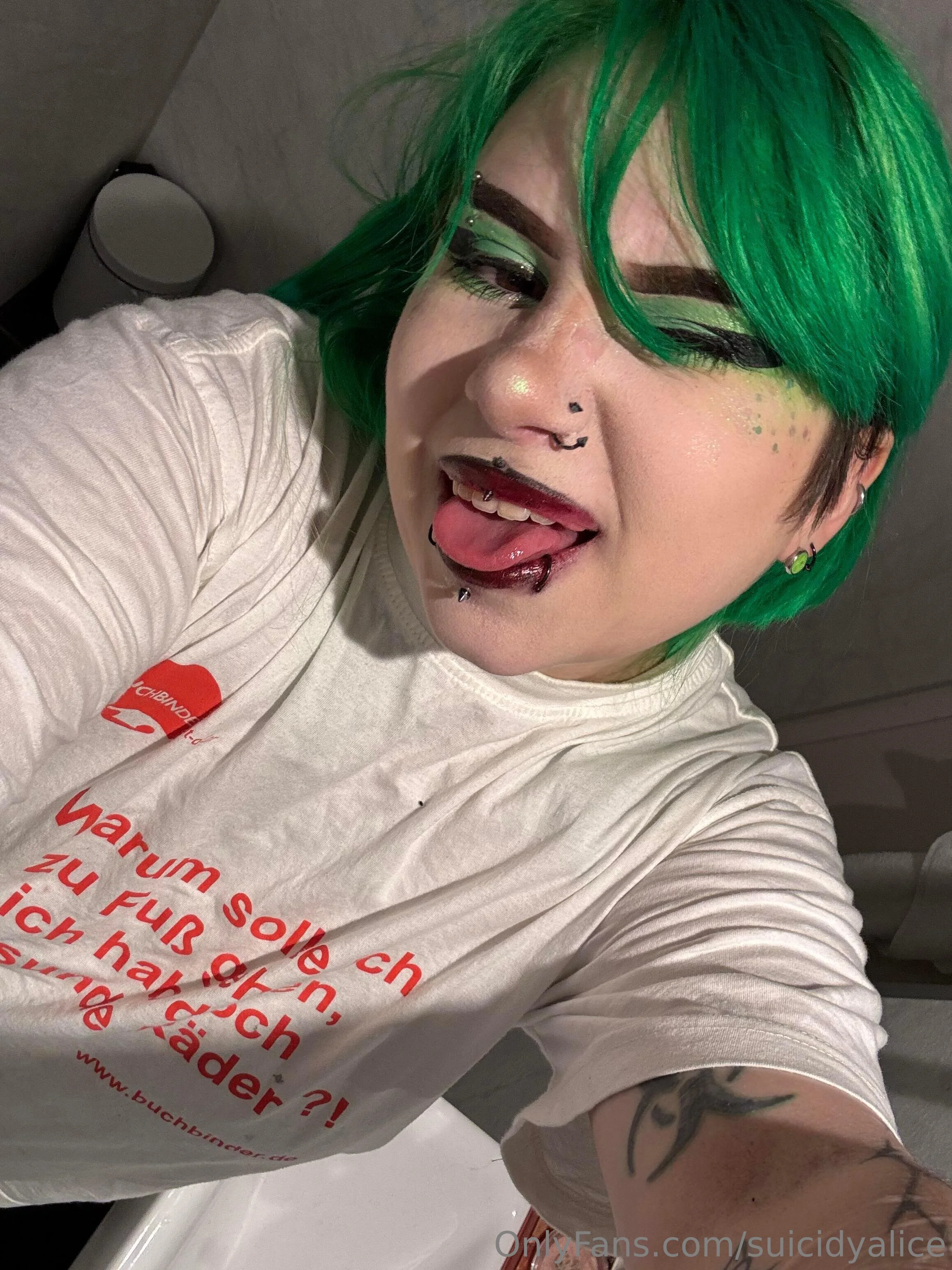 Alice Suicide OnlyFans leaked nude photo 5 - suicidyalice naked pics free download