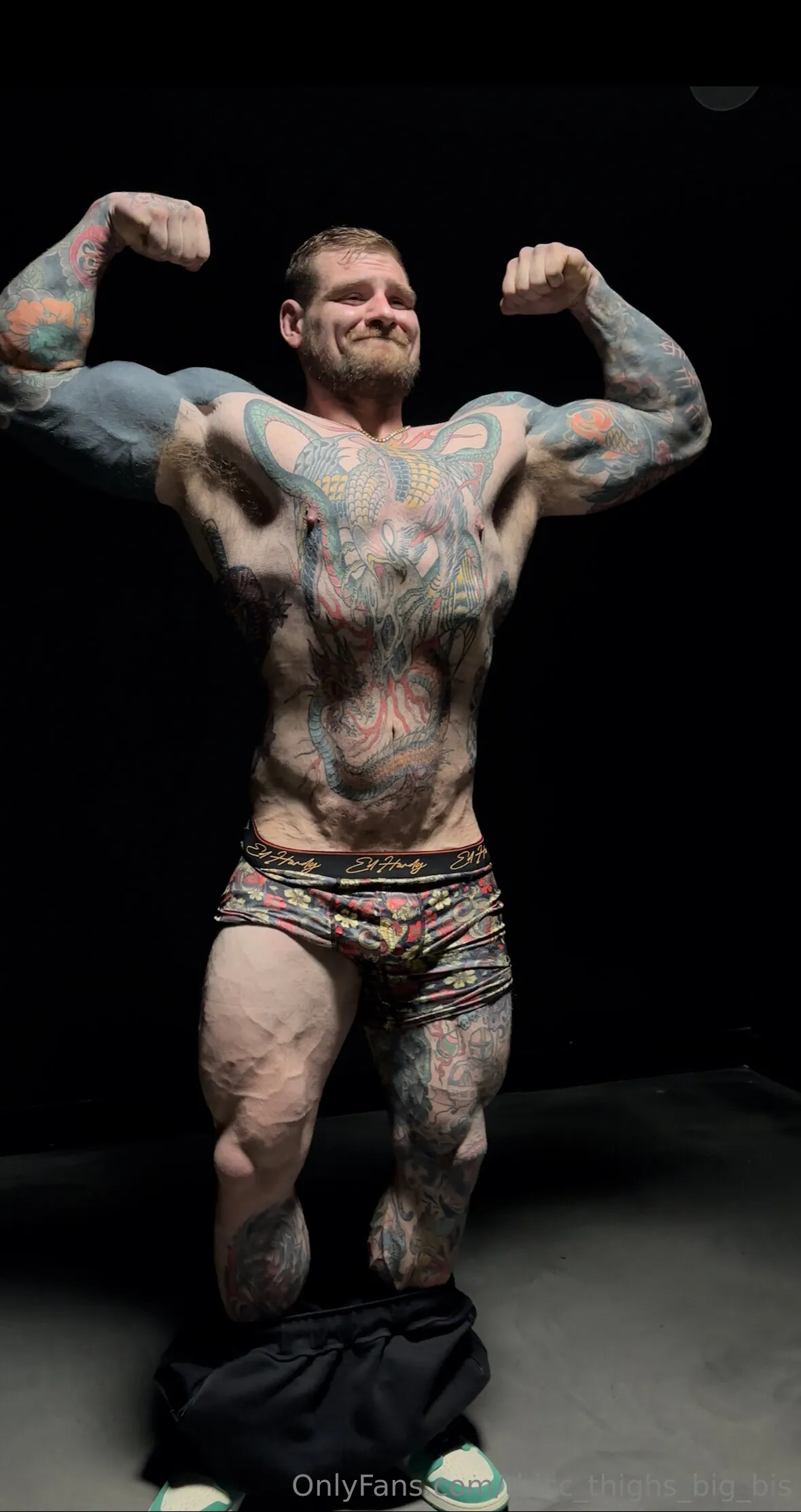 Austin OnlyFans leaked nude photo 6 - thicc_thighs_big_bis naked pics free download