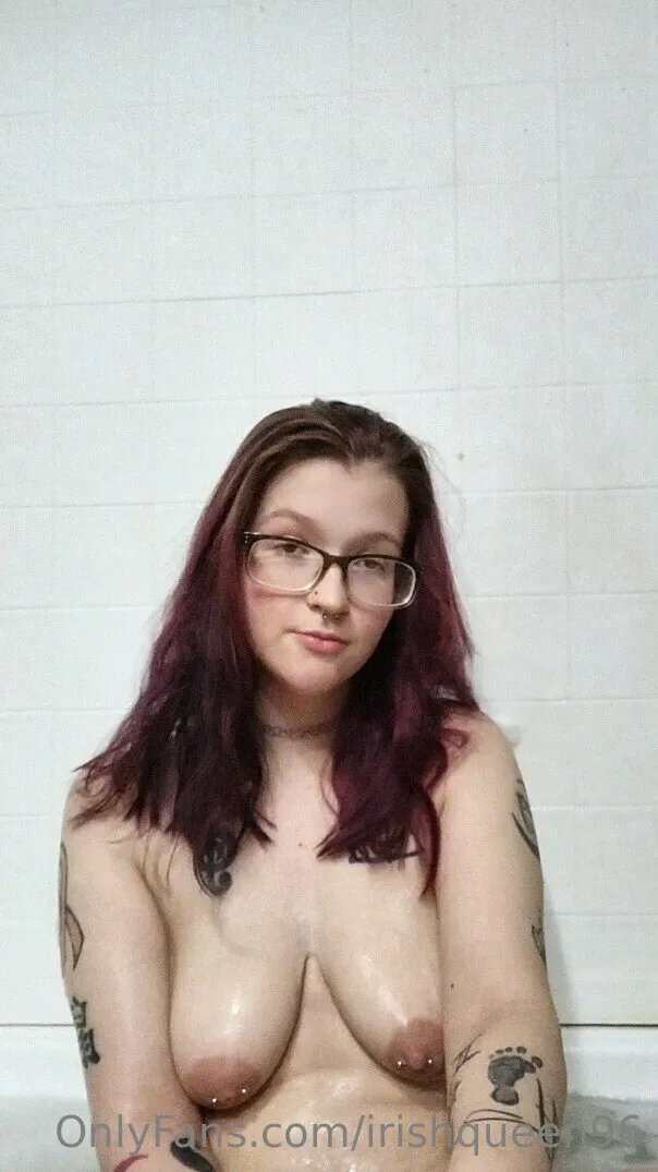 Queen Lilith OnlyFans leaked nude photo 7 - irishqueen96 naked pics free download