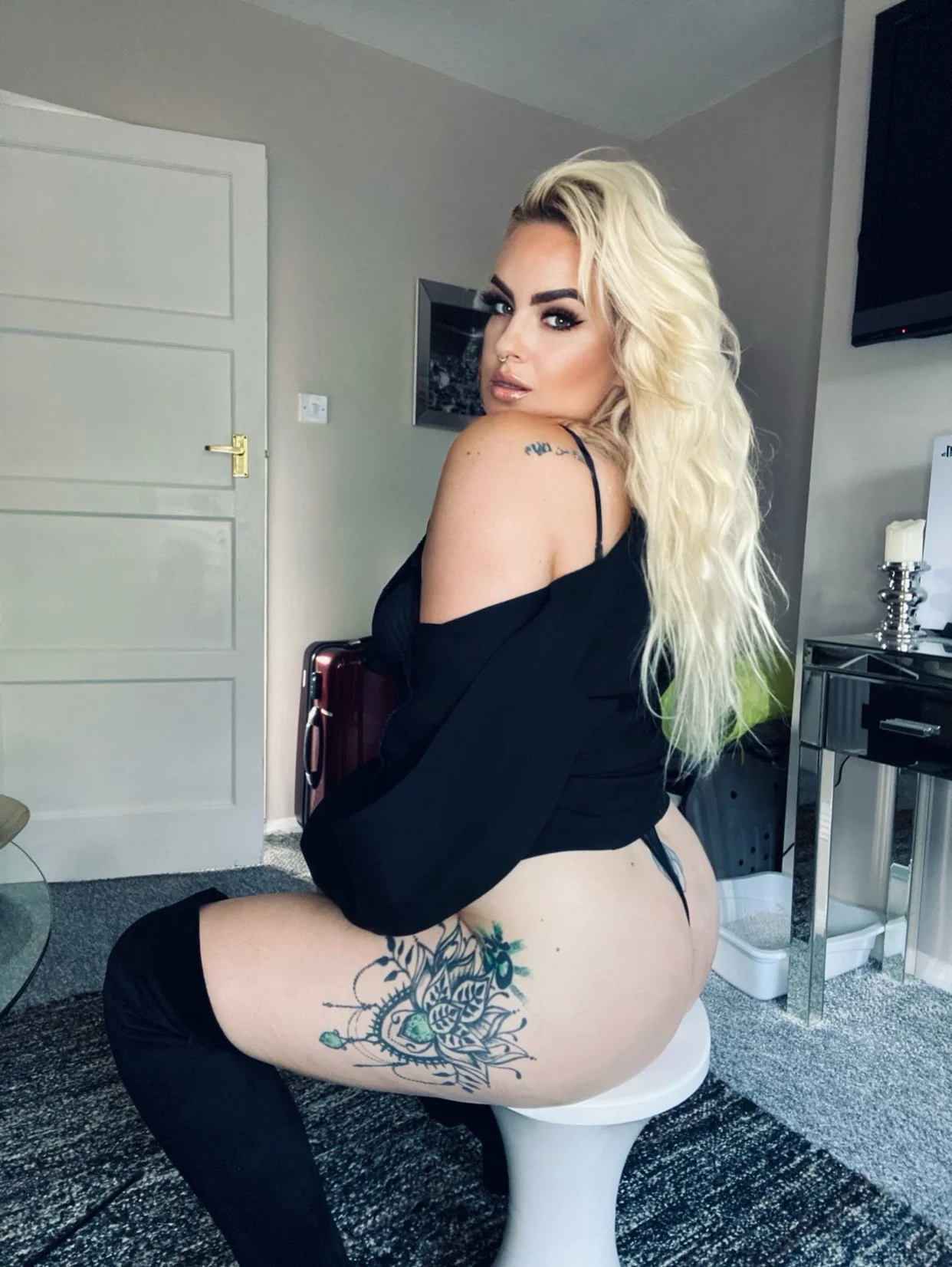 ❤️‍🔥 𝐋𝐄𝐒𝐁𝐈𝐀𝐍 𝐑𝐄𝐀𝐋𝐍𝐄𝐒𝐒 | Dolce Devine 😈