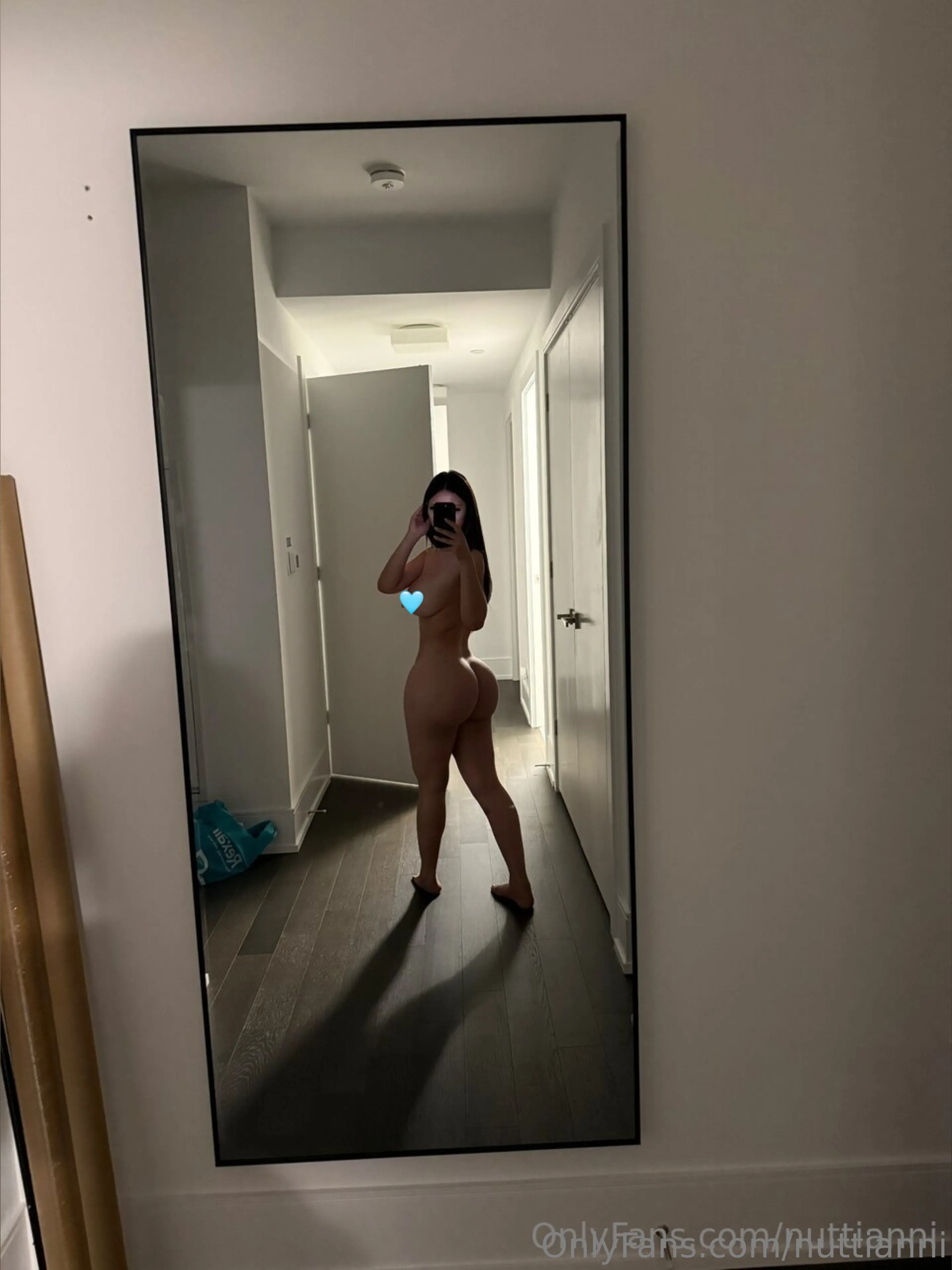Annie OnlyFans leaked nude photo 5 - nuttianni naked pics free download