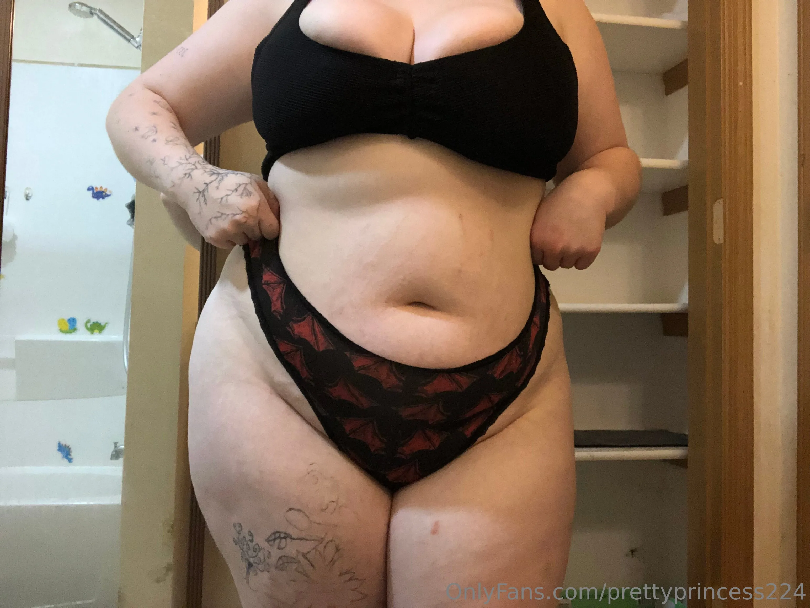 Princess OnlyFans leaked nude photo 15 - prettyprincess224 naked pics free download