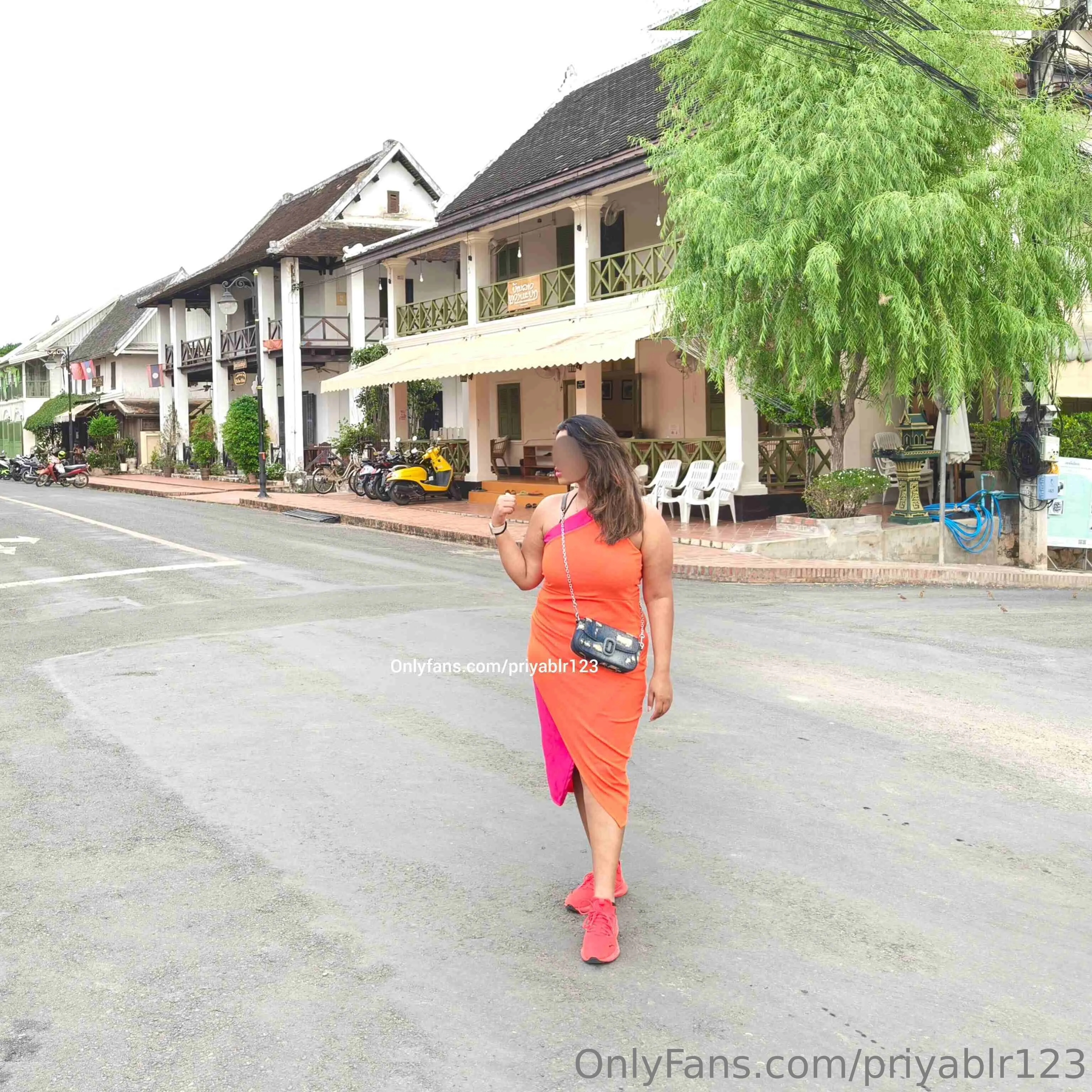 Priya Indian Hotwife (देसी माल) OnlyFans leaked nude photo 17 - priyablr123 naked pics free download