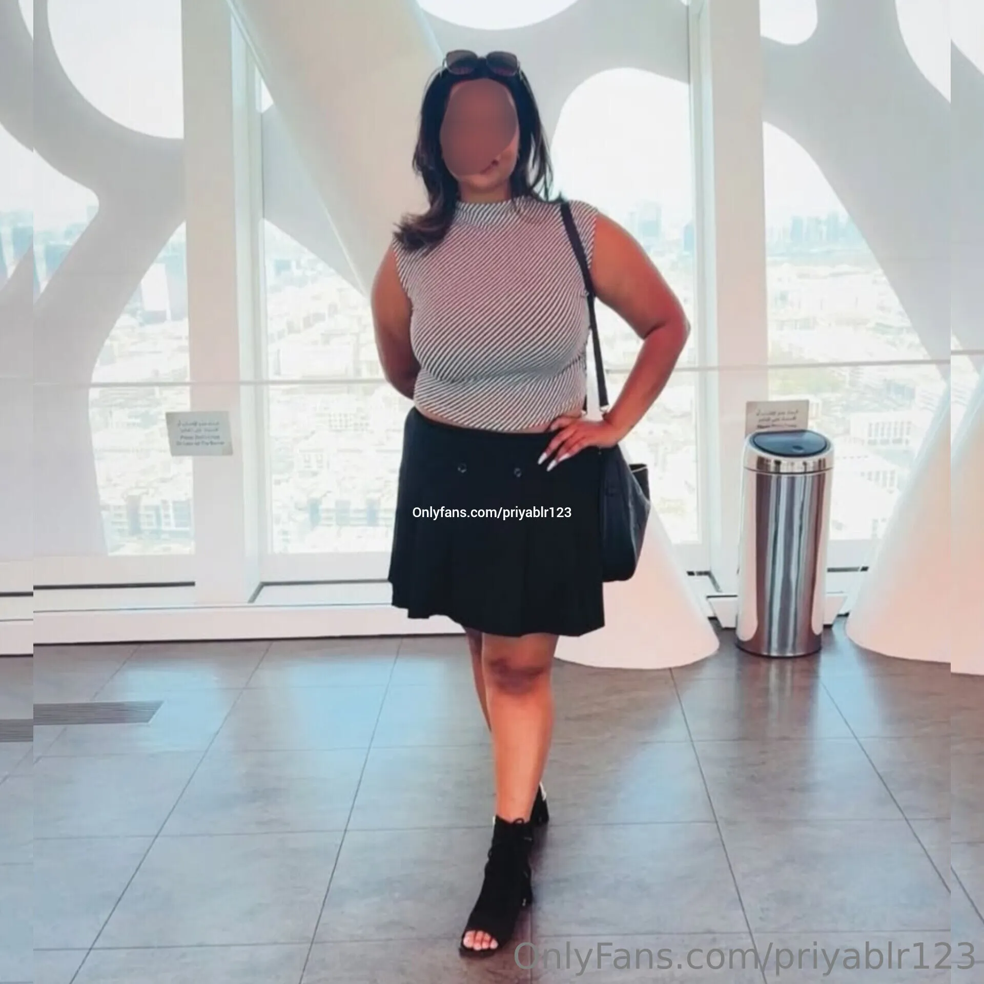 Priya Indian Hotwife (देसी माल) OnlyFans leaked nude photo 5 - priyablr123 naked pics free download