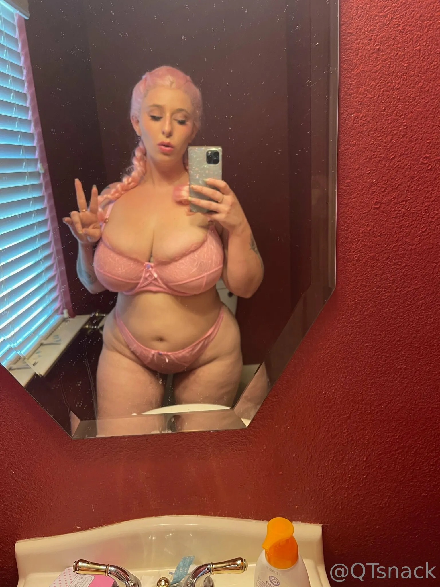 qtsnackirl OnlyFans leaked nude photo 15 - qtsnackirl naked pics free download