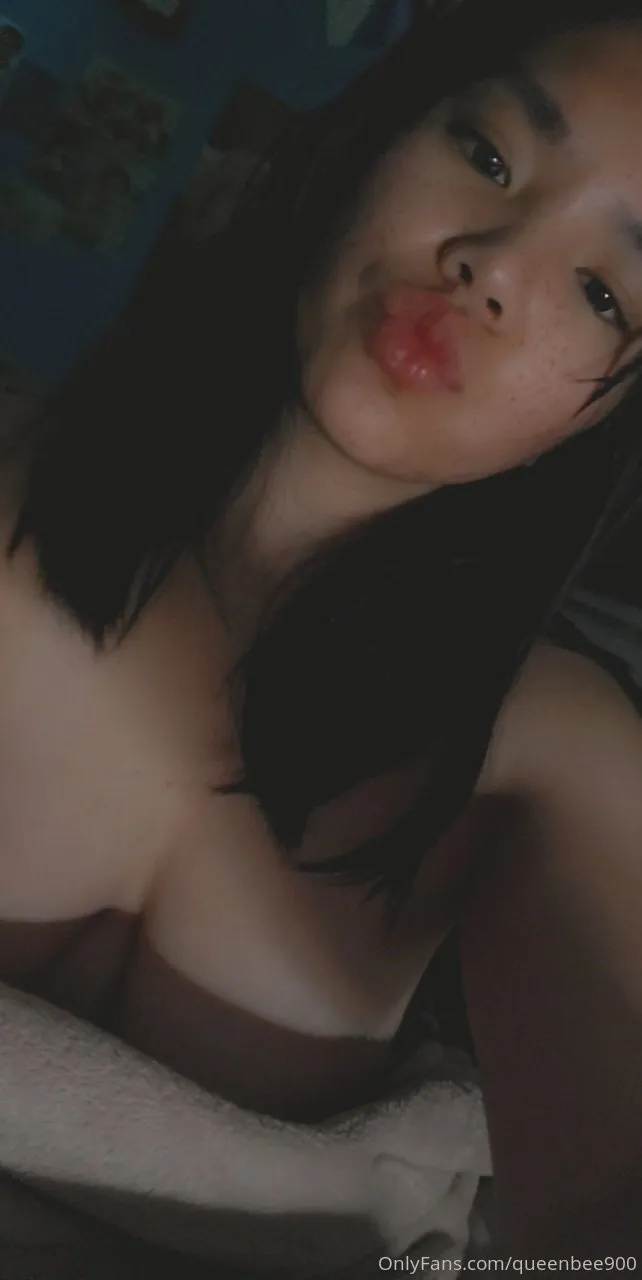 The Queen Bee OnlyFans leaked nude photo 4 - queenbee900 naked pics free download