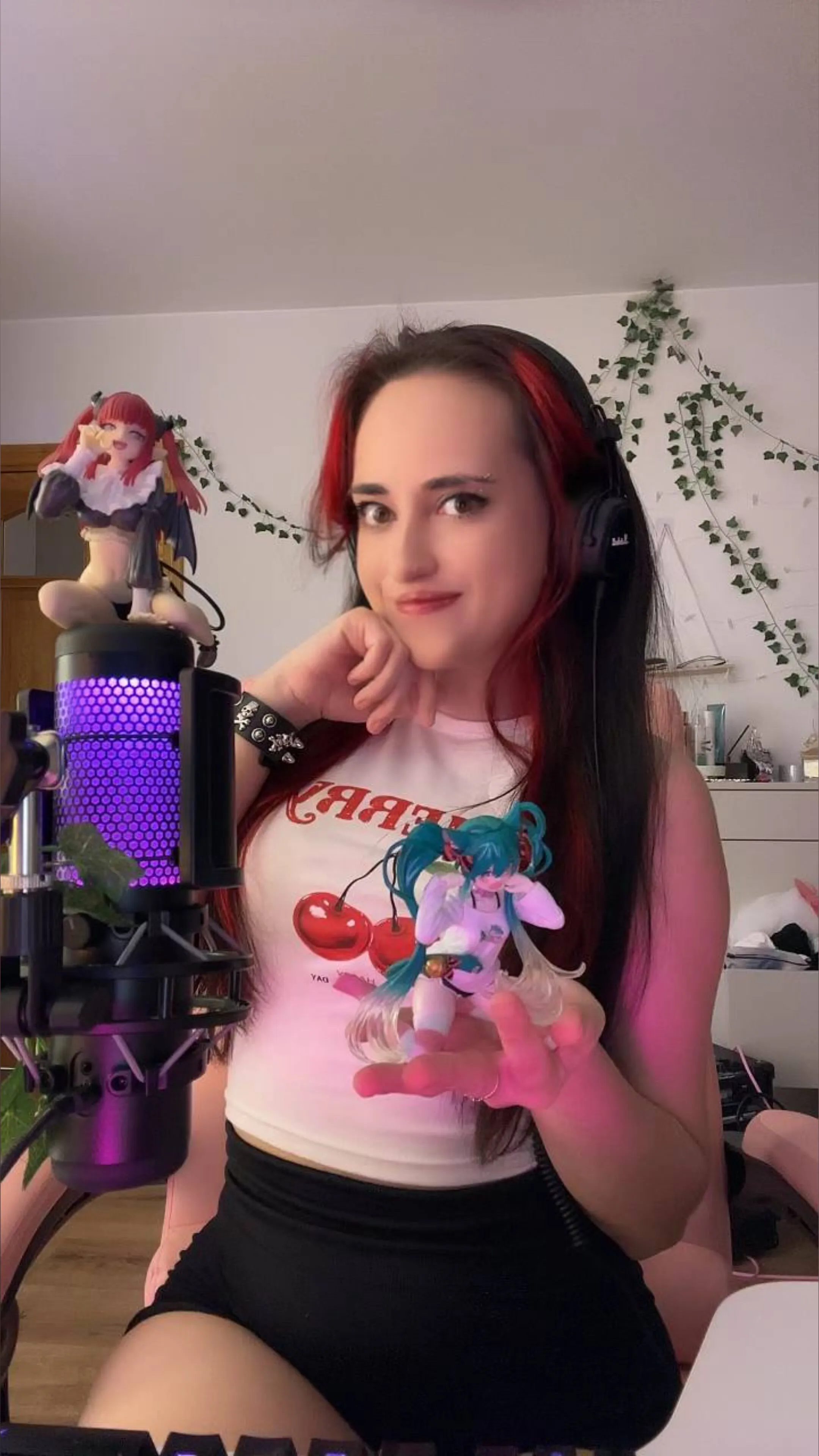 🍓Nikky UwU🎮 OnlyFans leaked - nikky_uwu nude pics and videos free